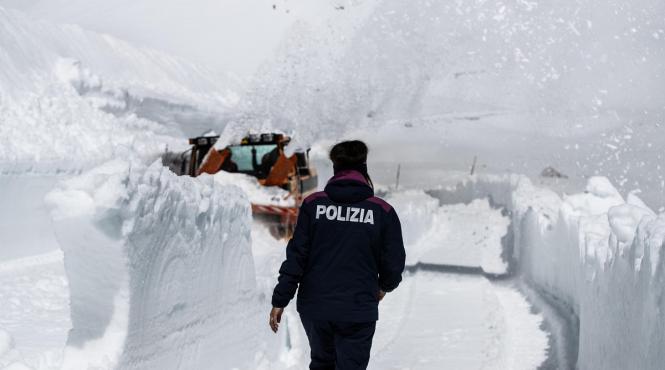 ambulanta inzapezita vaslui femeie nastere acasa