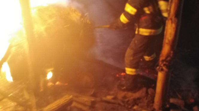 incendiu violent casa vaslui femeie moarta