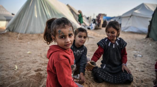 100 de copii palestinieni vor primi tratament in spitale din italia