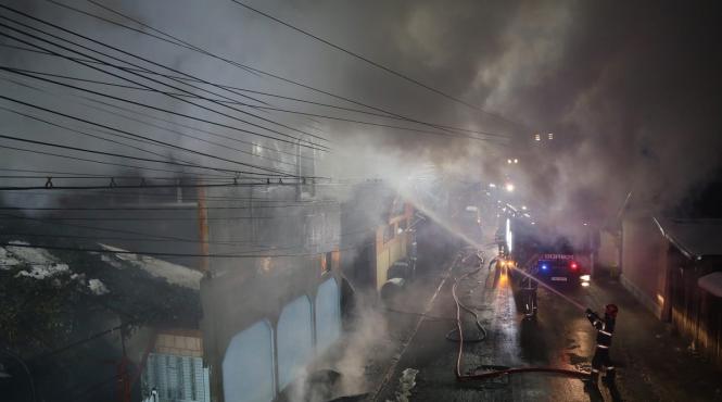 incendiu puternic capitala