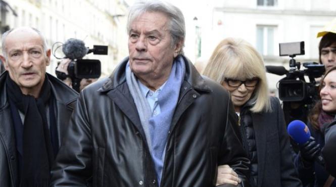 raport alain delon sanatate
