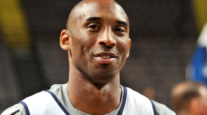 la lakers statuie kobe bryant