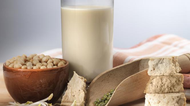 lapte vegetal lactoza alergii nutrienti proteine soia orez migdale cocos