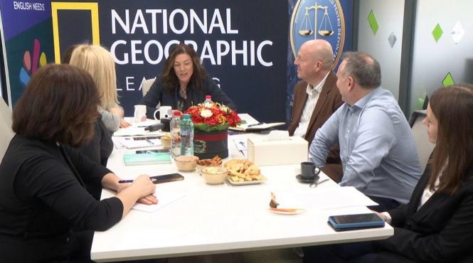 national geographic learning si fundatia dan voiculescu pentru dezvoltarea romaniei in linie dreapta pentru revolutionarea educatiei