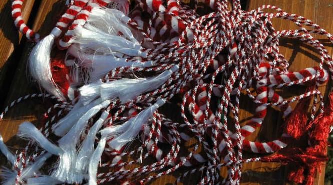 haideti la martisoare astazi este 1 martie