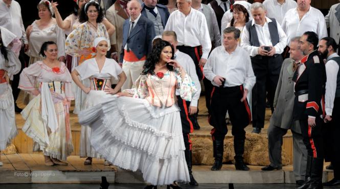 ruxandra donose exploziva seducatoare exceptionala pe scena operei din bucuresti in carmen de bizet la inceput de martie