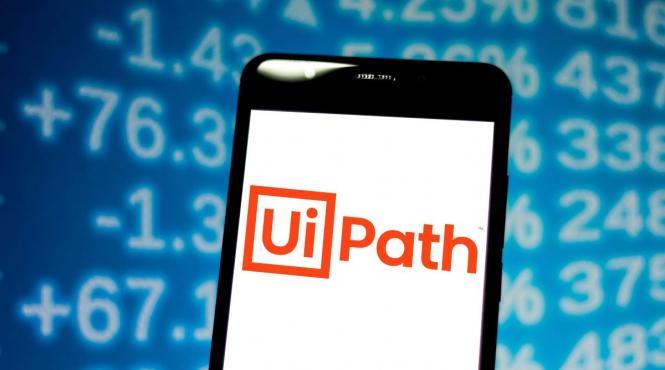 uipath companie romaneasca software profit wall street