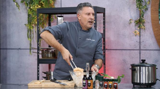 marea premiera a noului sezon chefi la cutite in aceasta seara la antena 1 juratii se infrunta pentru prima amuleta chef richard abia astept sa vedem cine e cel mai tare