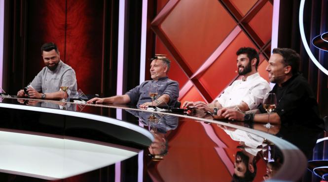 chef sautner a castigat amuleta ieri seara la chefi la cutite diseara juratii sunt uluiti de surpriza culinara creata de o concurenta chef stefan nu am mai vazut asa ceva