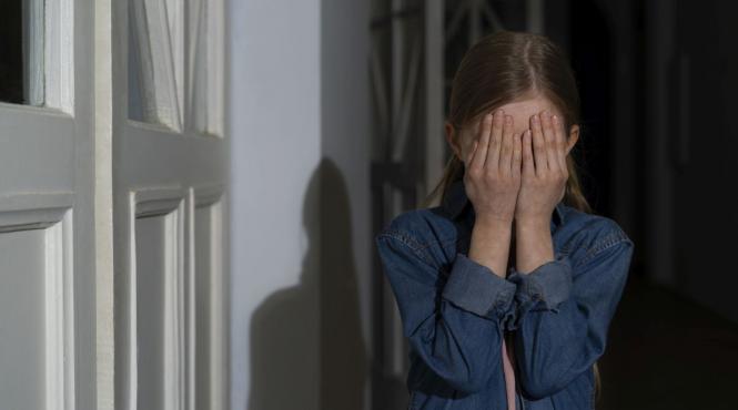 politist cercetat act sexual minor pornografie infantila