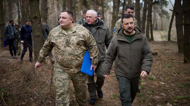 amenintari zelenski ajutor rapid sua sau retragere linie front