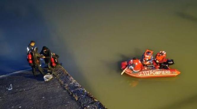 femeie cazuta raul olt baraj cautata pompieri hidrocentrala