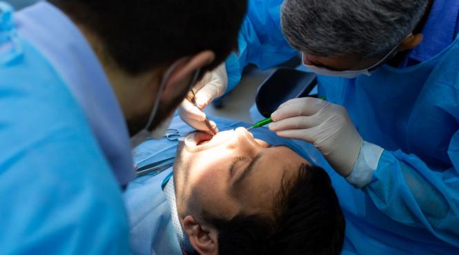 chirurgia dentara tipuri de interventii si cum te pregatesti pentru o interventie stomatologica