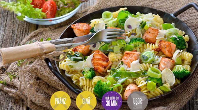 paste somon broccoli usturoi vin alb