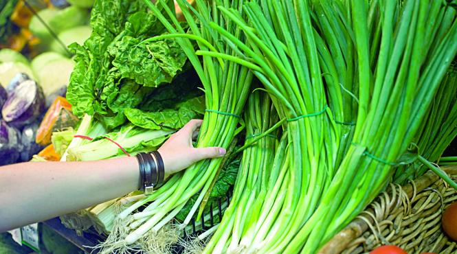 alimente putine calorii verde