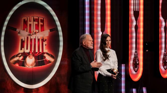 chef stefan popescu a castigat amuleta in editia de ieri chefi la cutite iar chef orlando zaharia a incheiat cu cel mai mare punctaj intrecerile pentru amulete ale sezonului