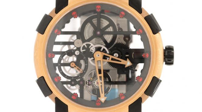 cu ocazia unei licitatii aniversare ceasuri de prestigiu de zeci de mii de euro la pret unic de pornire de 100 de euro