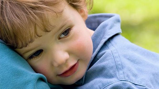 varsta copil singur acasa