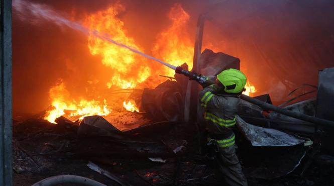 incendiu rafinarie petrol volgograd rusia