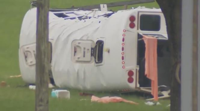 cel putin opt persoane au murit si zeci au fost ranite intr un accident de autobuz in florida