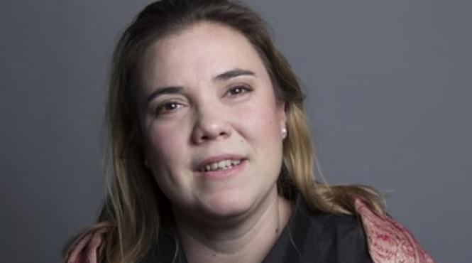 editura rao si carturesti va invita la o intalnire cu angeles donate autoarea cartii ecranizate de netflix ultimul vagon