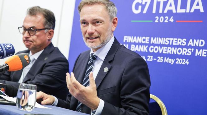 active rusesti folosite finantare ucraina