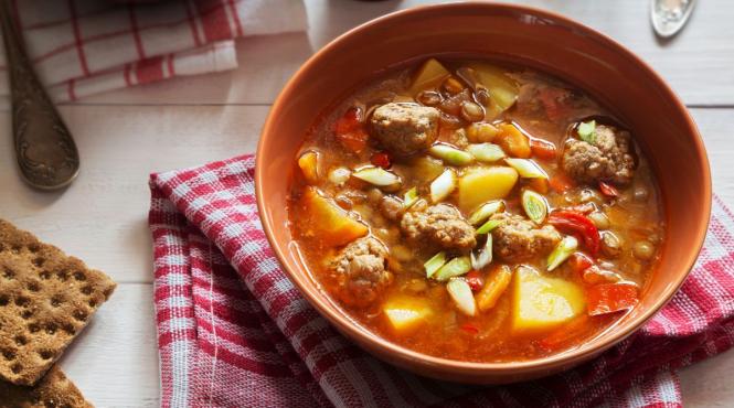 10 ciorbe preferate romani