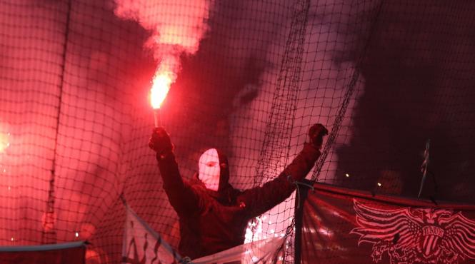 fani exuberanti olympiakos sarbatoare victorie istorica