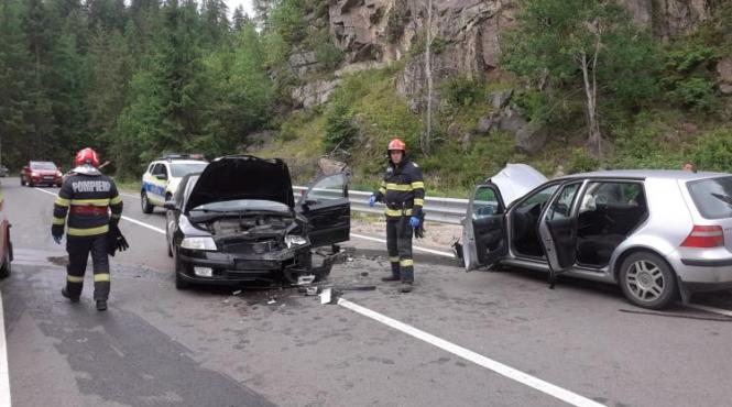 femeie bauta volan contrasens accident grav cluj