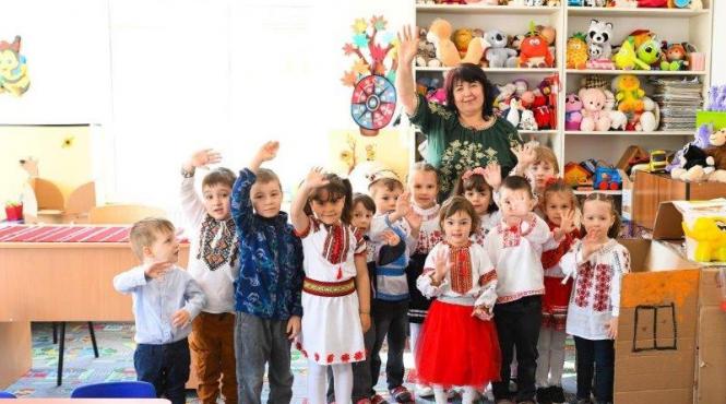 gradinita prichindelul din lopatari renovata de asociatia bookland