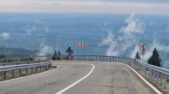 trafic intrerupt transalpina accident