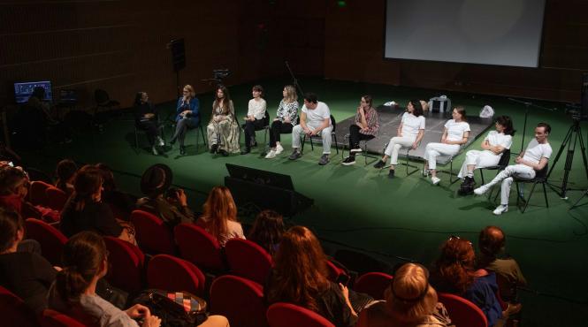 concurs de dramaturgie romaneasca in festivalul national de teatru 2024