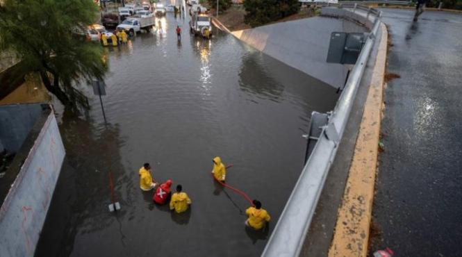 copii electrocutati plimbare bicicleta mexic furtuna