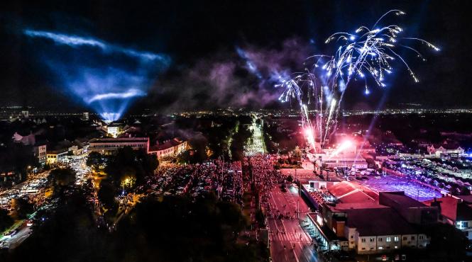 fitsrecomanda 23 iunie a treia zi de fits 2024 zeci de spectacole captivante de teatru muzica si dans