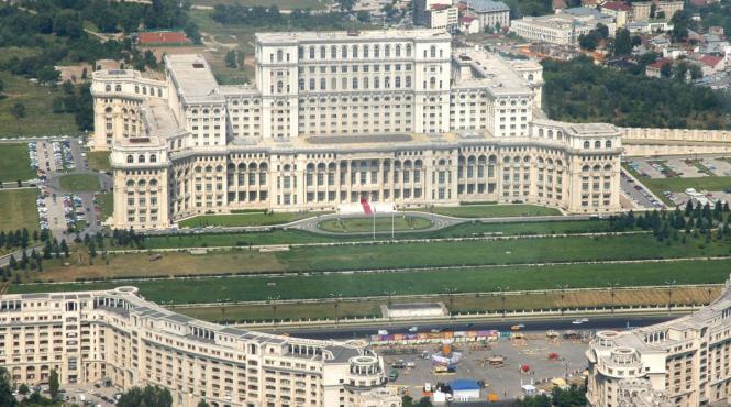 cumparaturi canicula parlament