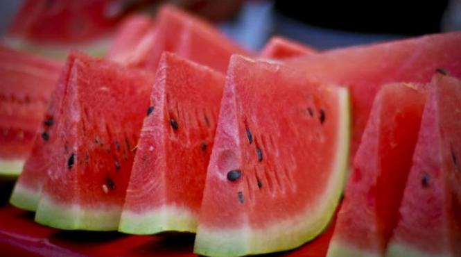 operatiunea pepenele pesticide chimicale fructe sezon