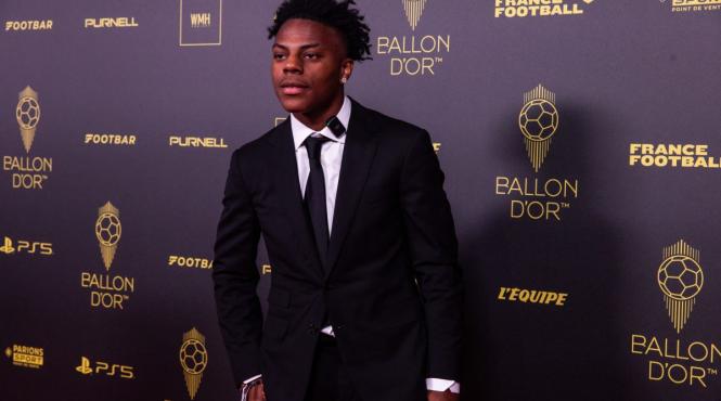 celebru vlogger american romania plimbat ferentari mancat mici piata obor