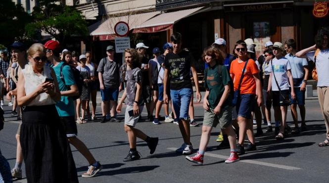 strazi deschise bucuresti promenada urbana si expozitii atractive alternative de petrecere a timpului liber in weekendul 13 14 iulie