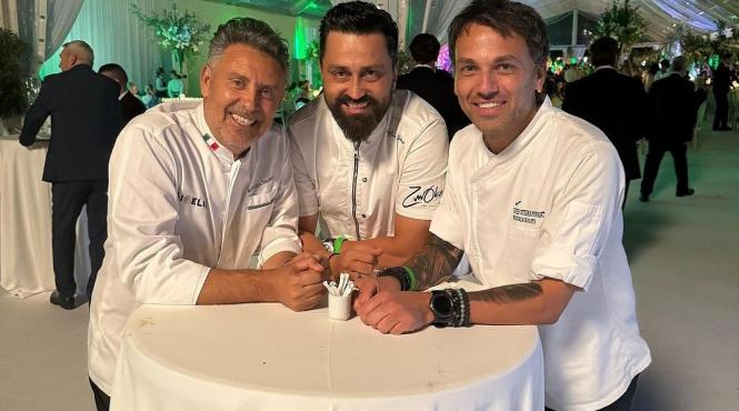 chef alexandru sautner chef orlando zaharia si chef stefan popescu colaborare in premiera la nunta lui ianis hagi este pentru prima data cand am lucrat impreuna la un eveniment de o asemenea anvergura