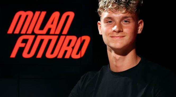 fiu zlatan ibrahimovic maximilian semnat contract ac milan urmele tatalui