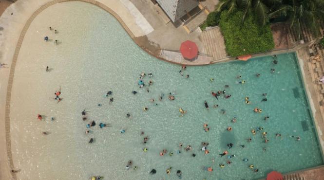 pericole ascunse piscine alergii infectii leziuni rosii