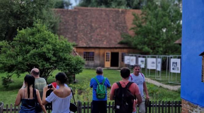 cursanti din 12 tari au studiat la brasov limba cultura si civilizatia romaneasca la scoala de vara icr unul dintre cele mai longevive programe ale institutului cultural roman