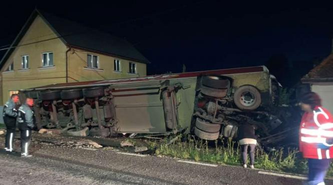 tir rasturnat casa sandominic harghita sofer incarceray