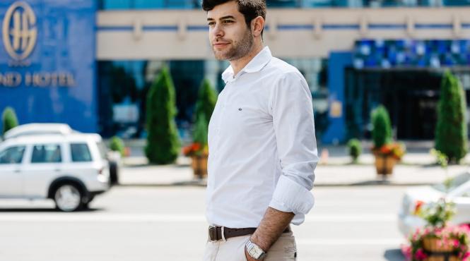 andrei campean business development manager la wise finance solutions mesaj pentru toate femeile antreprenor antreprenoriatul feminin reprezinta un pilon esential al economiei moderne