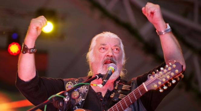 nicu covaci inmormantat astazi poti cimitir inchise slujba mitropolitul banatului