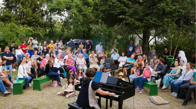 spectacole si evenimente speciale la arcub