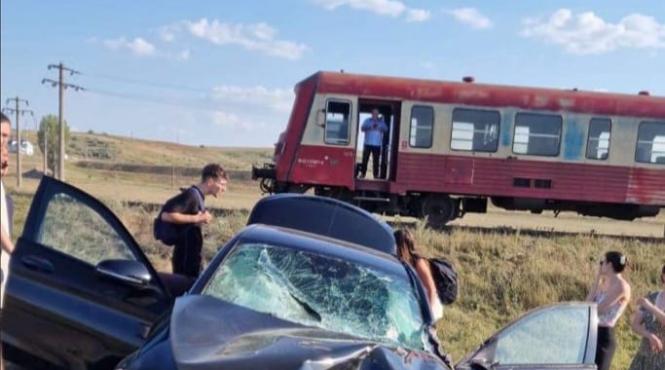 tren masina iasi