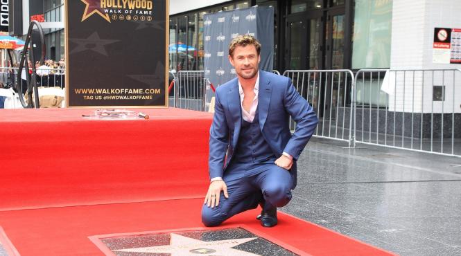 aparitie surpriza arena nationala actorul chris hemsworth bateristul ed sheeran concertul din bucuresti