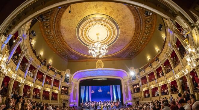 scandal opera vot sindicat contracte artisti