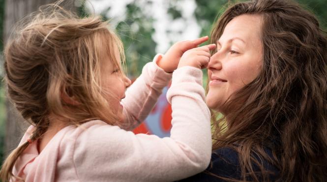 2 trasaturi parinte inteligent emotional